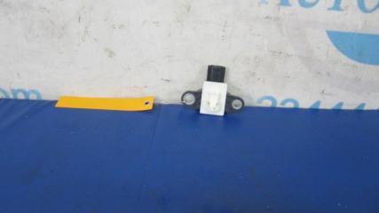 Датчик удара передний SENTRA B17 12-21