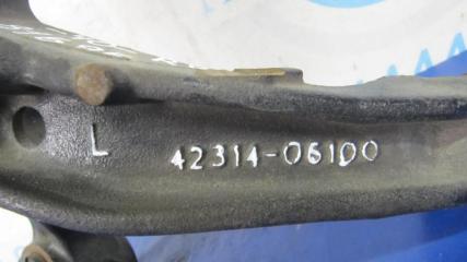 Цапфа задняя левая TOYOTA CAMRY 40 06-11