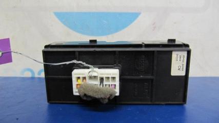 Кнопка стеклоподъемника передняя правая NISSAN SENTRA B17 12-21