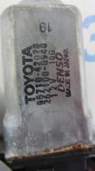 Стеклоподъемник задний правый HIGHLANDER 01-07 2006 ACU20 2.4 2AZFE