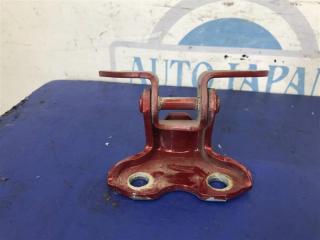 Петля двери верхняя задняя левая IS250/350 05-13 2010 Седан 2.5