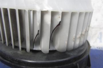 Моторчик печки TOYOTA FJ CRUISER 06-15 GSJ10 4.0 1GRFE