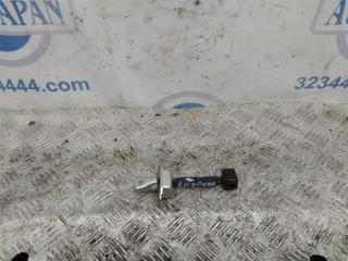 Ограничитель двери передний правый MITSUBISHI LANCER X 10 07-15 2009