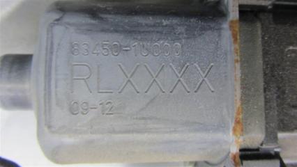 Стеклоподъемник задний левый KIA SORENTO XM 09-14 Внедорожник 2.4