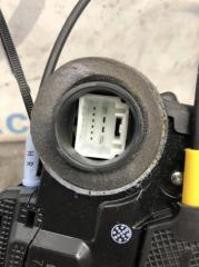 Замок двери задний правый TOYOTA AURIS 06-12