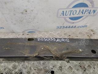 Усилитель переднего бампера AURIS 06-12