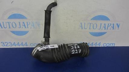 Патрубок воздушного фильтра TOYOTA AVENSIS 08-18