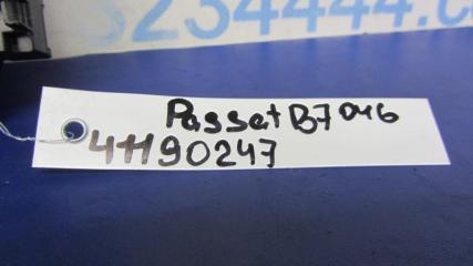 Блок комфорта PASSAT B7 11-15 2013 A32 1.8 CPRA