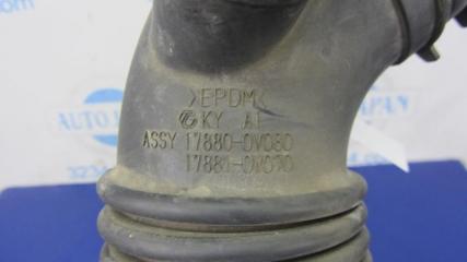Патрубок воздушного фильтра TOYOTA CAMRY 50 12-15 2ar
