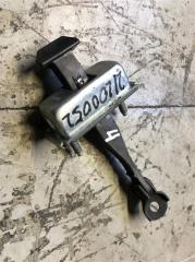 Ограничитель двери задний левый FOCUS 10-18 2017 Седан 2.0