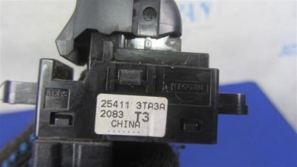 Кнопка стеклоподъемника ALTIMA L33 12-18 2014 L33 2.5