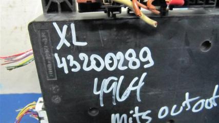 Блок предохранителей салон MITSUBISHI OUTLANDER XL 05-13 Внедорожник 2.4