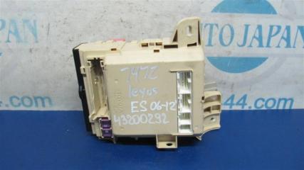 Блок предохранителей салон LEXUS ES350 06-12 Седан 3.5