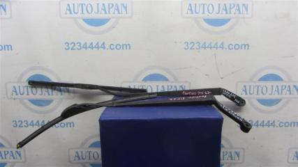 Поводок стеклоочистителя передний TOYOTA MATRIX 02-08 2004