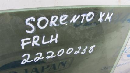 Стекло двери переднее левое SORENTO XM 09-14