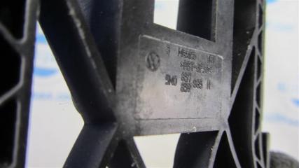 Ручка двери наружная задняя правая JETTA USA 10-17