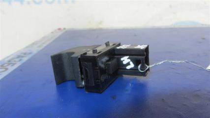 Кнопка стеклоподъемника VOLKSWAGEN JETTA USA 10-17 162 1.8 CPRA
