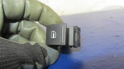 Кнопка стеклоподъемника JETTA USA 10-17 2016 162 1.8 CPRA