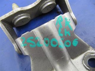 Петля крышки багажника левая TRIBECA B10 07-13 2007 Внедорожник 3.6