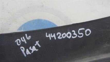 Пластик под лобовое стекло / Жабо PASSAT B7 11-15 2013 A32 1.8 CPRA