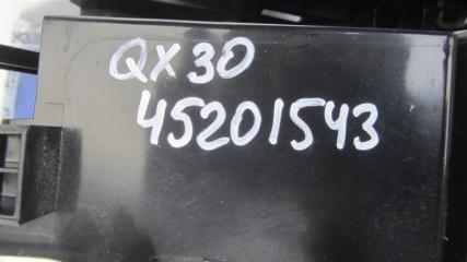 Бардачок QX30 16-20 2016 Внедорожник 2.0 20PET