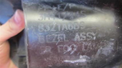 Накладка противотуманной фары LANCER X 10 15-17