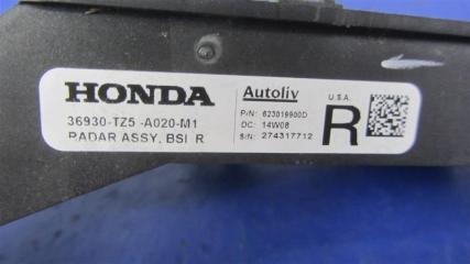 Датчик слепых зон задний правый MDX (YD3) 13-21 YD3