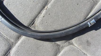 Уплотнитель двери ES350 06-12