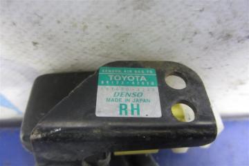 Датчик удара передний правый TOYOTA RAV4 00-05