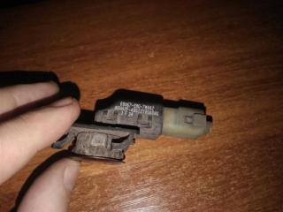 Датчик парктроника MDX (YD2) 06-13 YD2