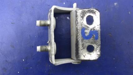 Петля крышки багажника правая QASHQAI/ROGUE SPORT 14-