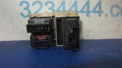 Кнопка открывания багажника внутренняя ES350 06-12