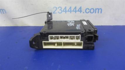 Блок предохранителей салон TUNDRA 13-