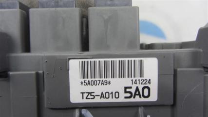 Блок предохранителей салон передний правый MDX (YD3) 13-21 2016 Внедорожник 3.5