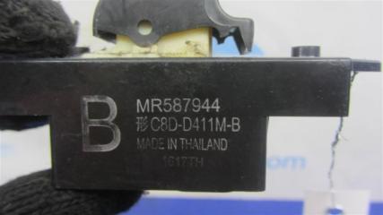 Кнопка стеклоподъемника задняя левая LANCER X 10 07-15 2007 Седан 2.0