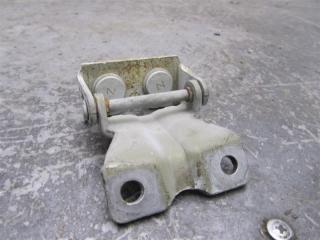 Петля крышки багажника левая OUTBACK 09-14 BR 2011 Внедорожник 2.5