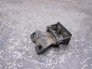 Петля крышки багажника правая TRIBECA B9 05-07