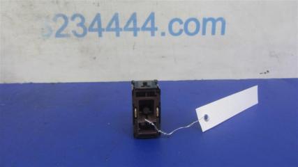 Кнопка открывания багажника внутренняя INFINITI M35/M45 04-10 Седан 3.5 VQ35DE