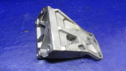 Кронштейн опоры двигателя правый FX S50 03-08 2004 Внедорожник 3.5