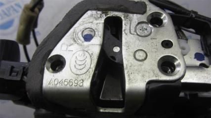 Замок двери передний правый CAMRY 40 06-11