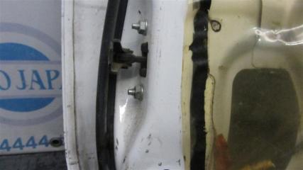 Дверь задняя правая COROLLA 150 06-13