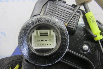 Замок двери передний левый CAMRY 40 06-11 2008 AHV40 2.4 2AZFXE