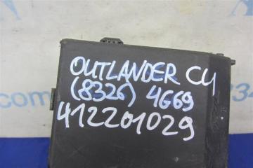 Блок предохранителей моторный отсек MITSUBISHI OUTLANDER 03-07 Внедорожник 2.4