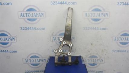 Кулак поворотный передний левый LEXUS GS350 GS300 05-11