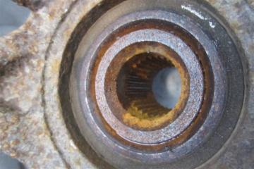 Кулак поворотный передний левый MDX (YD1) 00-06 2004 Внедорожник 3.5