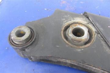 Рычаг задней подвески поперечный нижний задний правый ALTIMA L33 12-18 L33