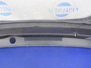 Пластик под лобовое стекло / Жабо SORENTO UM 14-