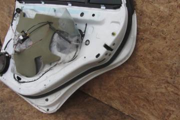 Дверь задняя правая AVALON 05-12 2005 GSX30 3.5 2GR-FE