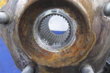 Кулак поворотный передний левый ALTIMA L33 12-18 L33