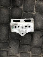 Кронштейн усилителя переднего бампера LEXUS LS460 06-12